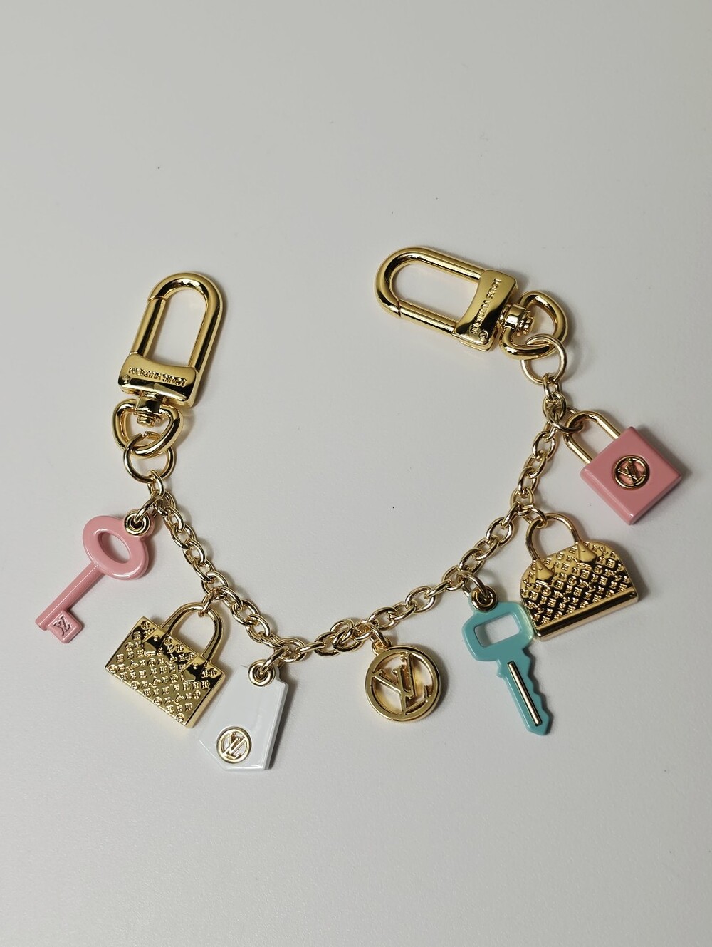 Louis Vuitton Spring Street Chain Bag Charm - Picture 5 of 7